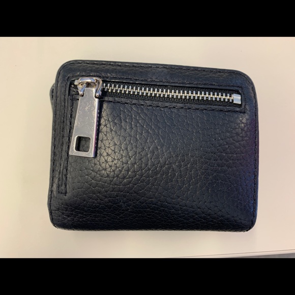Marc Jacobs Compact Wallet - Picture 5 of 8